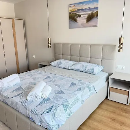 Azure Lazur 2bd Lägenhet *