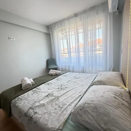 Azure Lazur 2bd Lägenhet Burgas